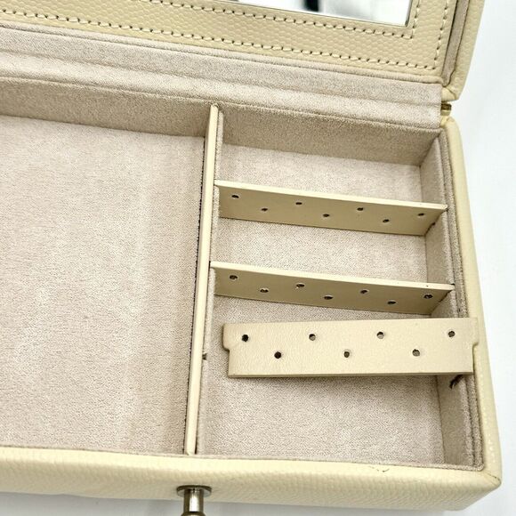 Pottery Barn McKenna Jewelry Box Travel Case 6.5” x 5” x 2” Cream Color Faux - Picture 4 of 12